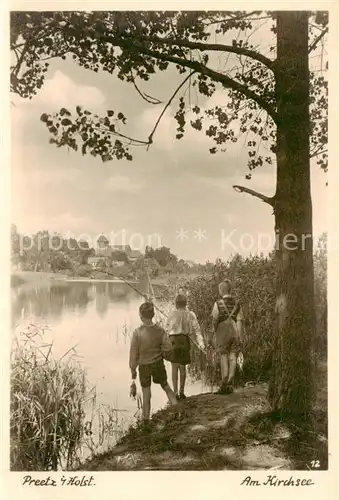 AK / Ansichtskarte Preetz_Holstein Angelnde Kinder am Kirchsee Preetz_Holstein