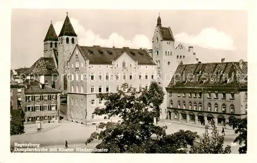 AK / Ansichtskarte Regensburg Dompfarrkirche mit Kloster Niedermuenster Regensburg