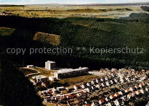 AK / Ansichtskarte Niedermarsberg Fliegeraufnahme mit St Marienhospital Niedermarsberg