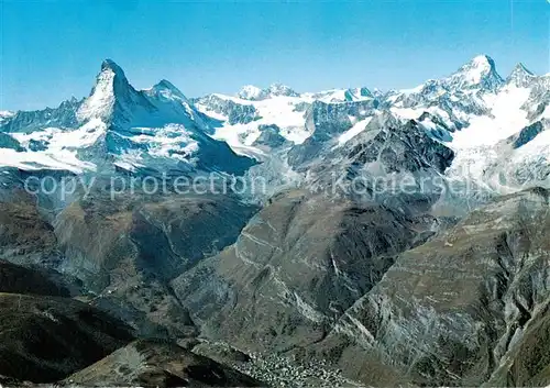 AK / Ansichtskarte Zermatt_VS Fliegeraufnahme mit Matterhorn Mont Blanc Dt Blanche Zermatt_VS