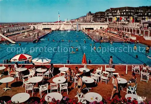 AK / Ansichtskarte Deauville sur Mer La Piscine 