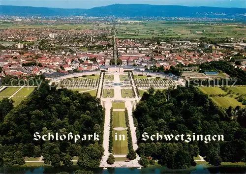 AK / Ansichtskarte Schwetzingen Panorama mit Schloss und Schlosspark Schwetzingen