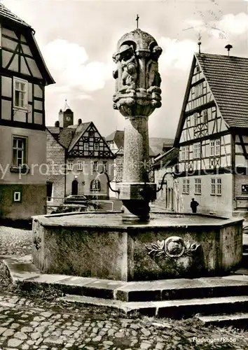 AK / Ansichtskarte Fladungen Dorfbrunnen Fladungen