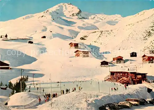 AK / Ansichtskarte Inner Arosa_GR Eisbahn mit Weisshorn 