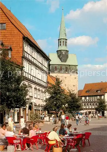 AK / Ansichtskarte Osterode_Harz Kornmarkt mit Blick zur Kirche Osterode_Harz