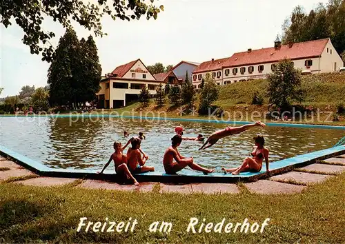 AK / Ansichtskarte Graz__Steiermark_AT Freizeit am Riederhof Freibad 