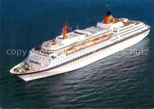 AK / Ansichtskarte Dampfer_Oceanliner MS Europa 33819 BRT GRT 