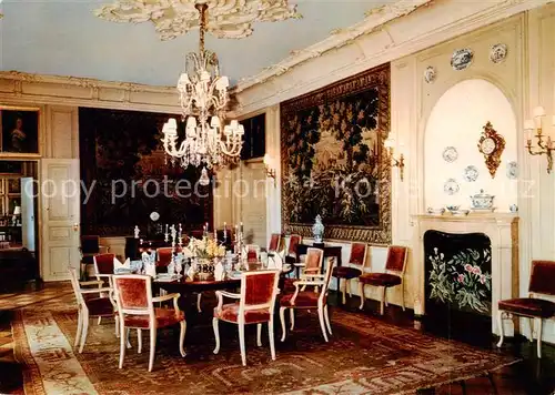 AK / Ansichtskarte Eckernfoerde_Ostseebad Schloss Altenhof Speisezimmer