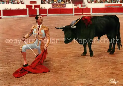 AK / Ansichtskarte 73837117 Stierkampf_Corrida_de_Toros_Bullfight Un Desplante de Luis Miguel Dominguin 