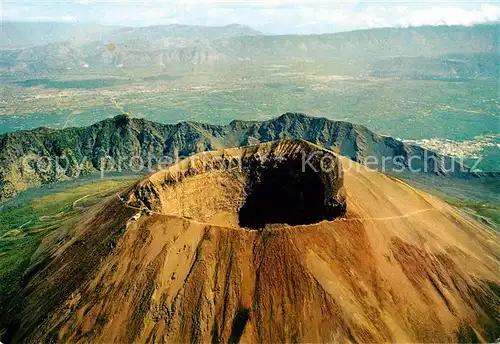 AK / Ansichtskarte Vesuvio_Vulkan_Vulcano_Volcano Cratere attuale Fliegeraufnahme 