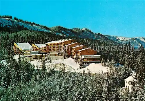 AK / Ansichtskarte  Pamporovo_Pamporowo_BG Kurhotel in den Bergen Winterpanorama 