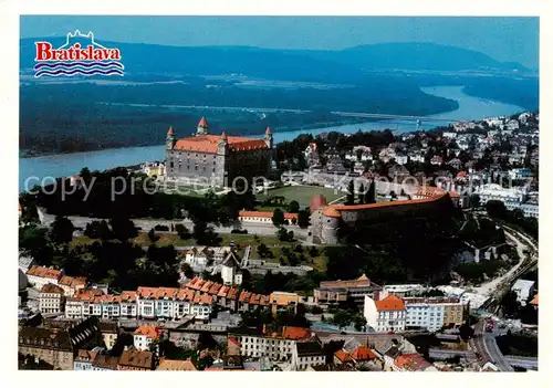 AK / Ansichtskarte 73838042 Bratislava_Pressburg_Pozsony Stadtpanorama mit Burg 