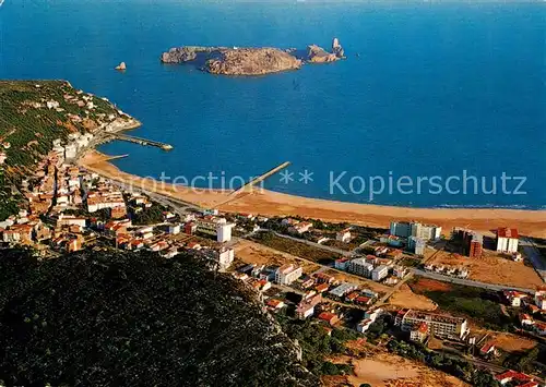 AK / Ansichtskarte  Estartit_Costa_Brava_ES Vista aerea general Al fondo Islas Medas 