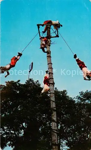 AK / Ansichtskarte  Papantla_Mexico Los Voladores 