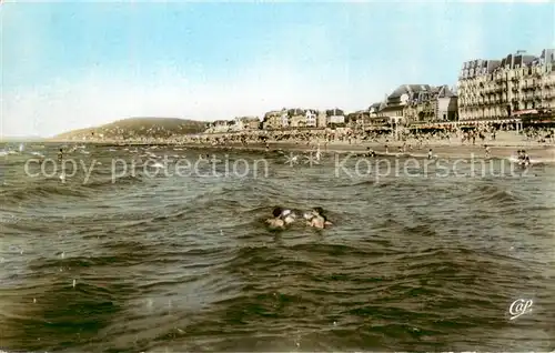 AK / Ansichtskarte Cabourg_14_Calvados La Plage a lheure du bain et les Villas 