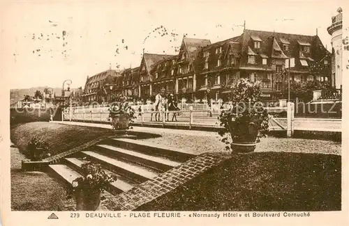 AK / Ansichtskarte Deauville sur Mer Normandy Hotel et Boulevard Cornuche 