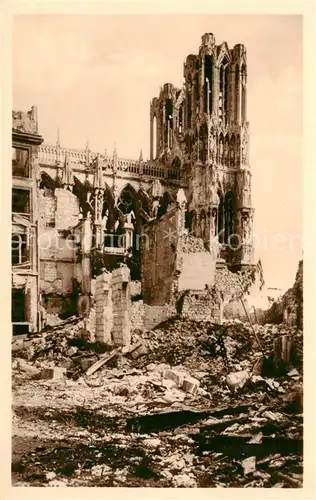 AK / Ansichtskarte  Reims_51 La Cathedrale Tour nord apres de bombardement 