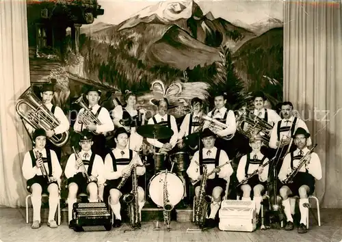AK / Ansichtskarte Verneuil_ sur Avre_27_Eure Bayerlaendisches Orchester Die lustigen Tyroler Musikkapelle