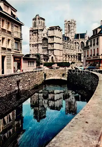 AK / Ansichtskarte Evreux_27_Eure La Cathedrale vue de la Promenade de l Iton 
