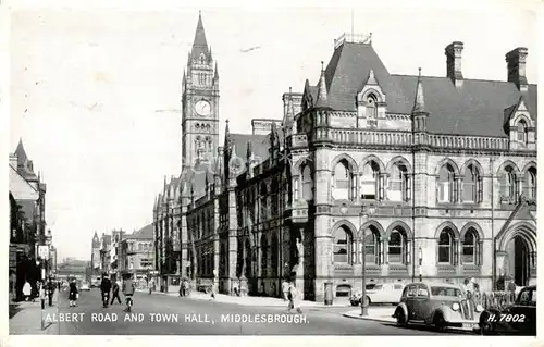 AK / Ansichtskarte Middlesbrough_UK Albert Road and Town Hall 