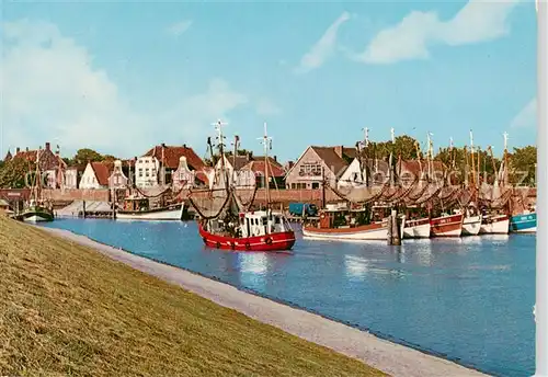 AK / Ansichtskarte Greetsiel Kutterhafen Greetsiel
