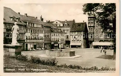 AK / Ansichtskarte 73841541 Eisenach Markt mit Marktbrunnen 