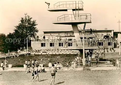 AK / Ansichtskarte  Bad_Salzungen Schwimbad An den 3 Eichen Bad_Salzungen