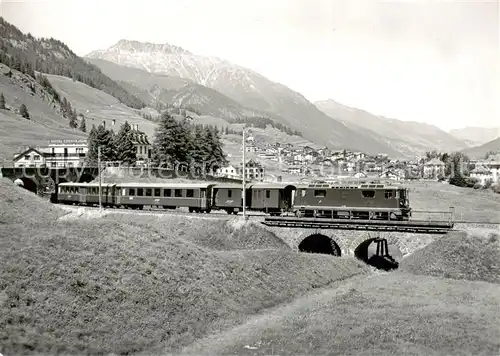 AK / Ansichtskarte Eisenbahn Davos Bobbahn  Eisenbahn