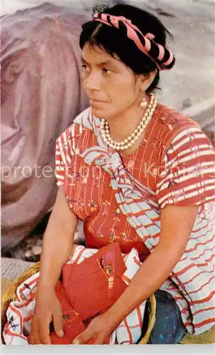 AK / Ansichtskarte Santa_Catarina_Guatemala Indian Girl 