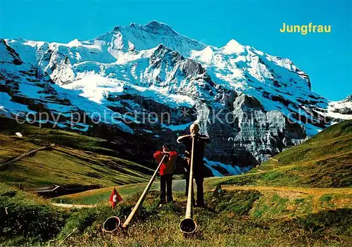 AK / Ansichtskarte Alphorn Jungfrau Kleine Scheidegg Alphornblaeser Berner Oberland 