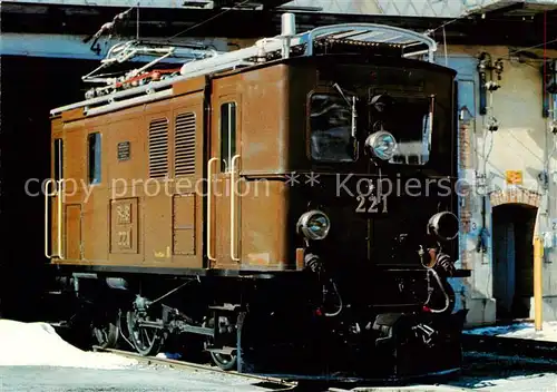 AK / Ansichtskarte Eisenbahn Rhaetische Bahn RhB  Elektrische Lokomotive Ge 2 4 221 Eisenbahn