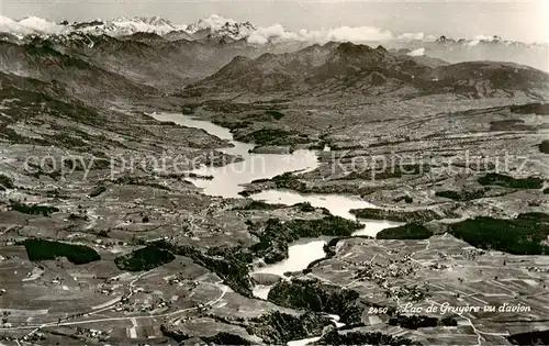 AK / Ansichtskarte Gruyere_Gruyeres_FR Lac de Gruyere Vue aerienne 