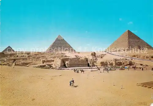 AK / Ansichtskarte 73843036 Giza_Gizeh_Egypt Pyramiden mit Sphinx 