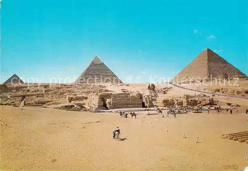 AK / Ansichtskarte  Giza_Gizeh_Egypt Pyramiden mit Sphinx 