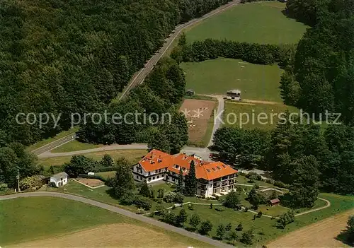 AK / Ansichtskarte  Laubach_Hessen Hotel Waldhaus Restaurant Die Hessenstube Fliegeraufnahme Laubach Hessen