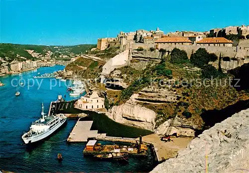 AK / Ansichtskarte  Bonifacio_Corse_du_Sud Sous les remparts de la ville Bâteau de pêche Port Bonifacio_Corse_du_Sud