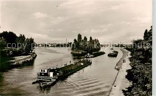 AK / Ansichtskarte Minden__Westfalen_Weser Einfahrt zur Schachtschleuse zwischen Mittellandkanal und Weser 