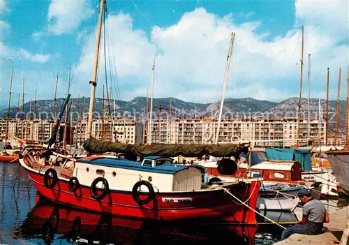 AK / Ansichtskarte  Toulon_-sur-Mer_83_Var Le Port et le Mont Faron 