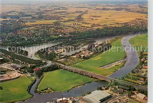 AK / Ansichtskarte 73846740 Minden__Westfalen_Weser Wasserstrassenkreuz und Schachtschleuse 