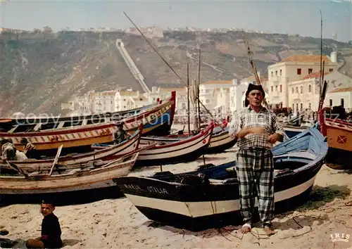 AK / Ansichtskarte Nazare_PT Barcos de Pesca Fischerboote 