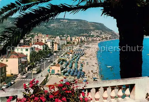 AK / Ansichtskarte Pietra_Ligure_IT Spiaggia a levante e Corso Italia 