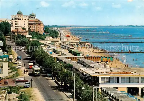 AK / Ansichtskarte 73848054 Lido_di_Venezia La Spiaggia e lAlbergo Excelsior Lido_di_Venezia