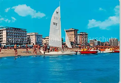 AK / Ansichtskarte 73848086 Miramare_di_Rimini_IT  Alberghi e spiaggia visti dal mare 
