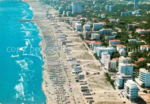 AK / Ansichtskarte  Milano_Marittima Spiaggia e panorama Fliegeraufnahme Milano_Marittima