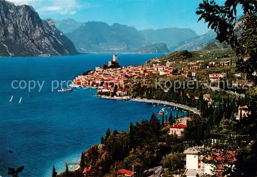 AK / Ansichtskarte 73848152 Malcesine_Lago_di_Garda Panorama Malcesine_Lago_di_Garda