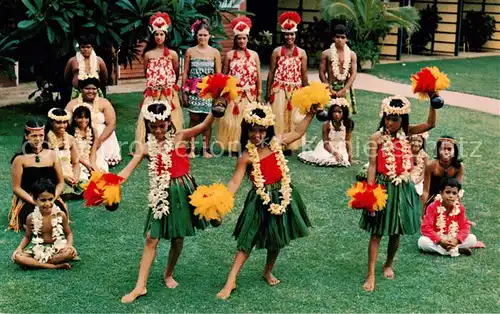 AK / Ansichtskarte  Maui_Hawaii_USA Hula Show Cast The Napili Kai Beach Club Hotel 