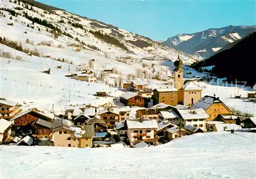 AK / Ansichtskarte  Saalbach_-Hinterglemm_AT Ortsansicht mit Kirche 