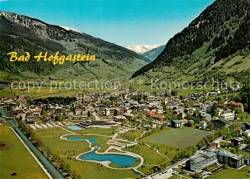 AK / Ansichtskarte 73848668 Bad_Hofgastein_AT mit Alpenthermalhallenbad Fliegeraufnahme 