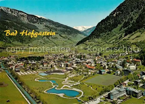 AK / Ansichtskarte  Bad_Hofgastein_AT mit Alpenthermalhallenbad Fliegeraufnahme 