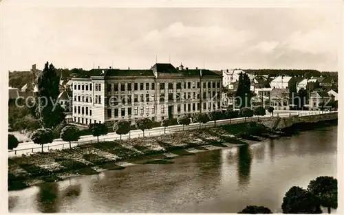 AK / Ansichtskarte  Breclav_Lundenburg_CZ Mesfanska statni mlynarska skola 